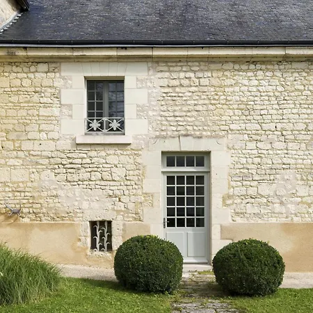 1694 - 4 Etoiles - Proche Futuroscope