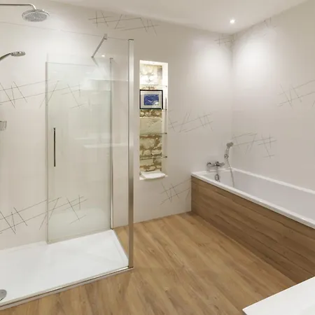 1694 - 4 Etoiles - Proche Futuroscope Scorbé-Clairvaux