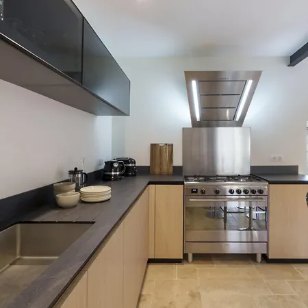 1694 - 4 Etoiles - Proche Futuroscope Scorbé-Clairvaux