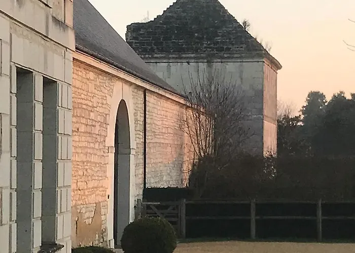 1694 - 4 étoiles - Proche Futuroscope Сasa de vacaciones *