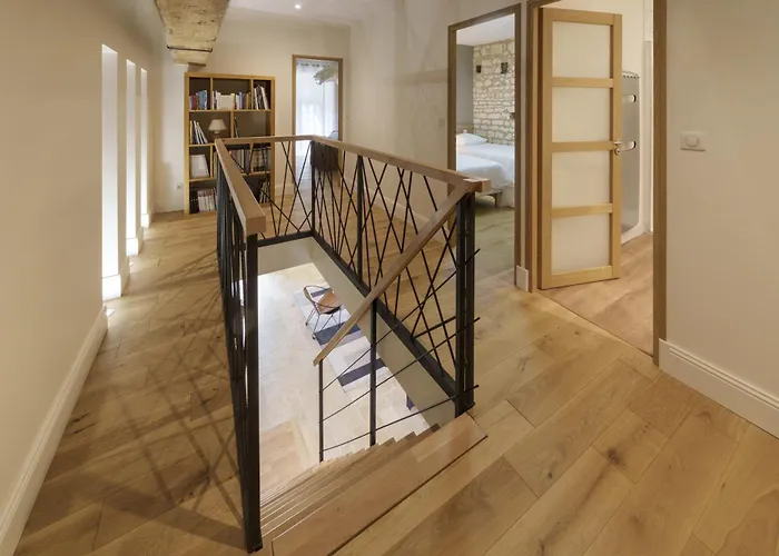 1694 - 4 étoiles - Proche Futuroscope Сasa de vacaciones *