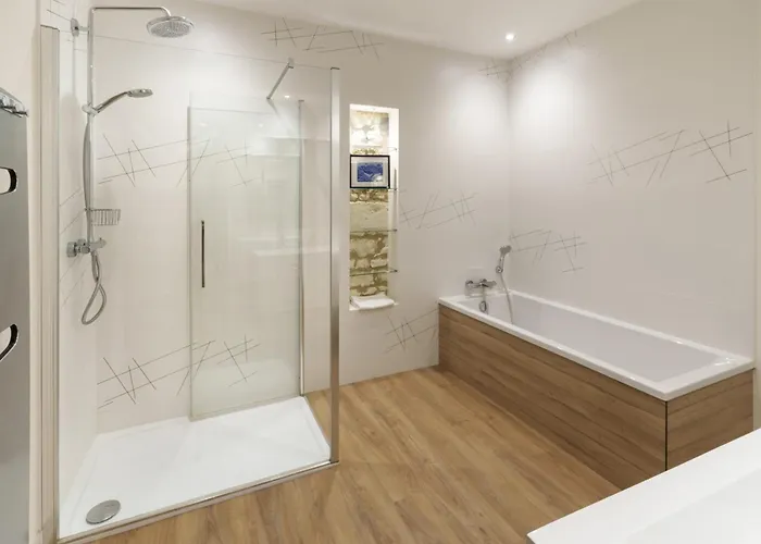 1694 - 4 étoiles - Proche Futuroscope Scorbé-Clairvaux